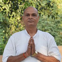 yoga-retreat-guru-adarsh-ji