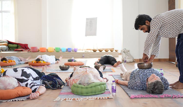 sound-healing-retreat-in-rishikesh-yogant-foundation