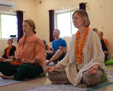 meditation-and-yoga-retreat-in-rishikesh-yogant-foundation