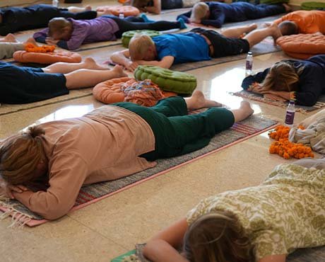 yoga-retreat-with-yog-nidra-in-rishikesh-yogant-foundation
