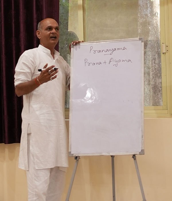 yoga-retreat-kundalini-schedule