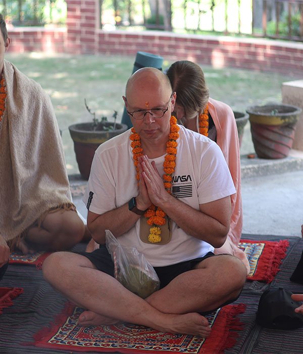 yoga-and-meditation-retreat-schedule